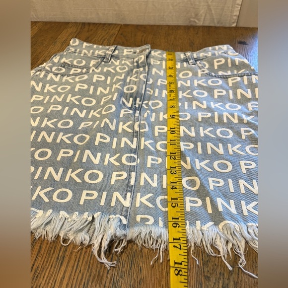 PINKO All-Over Logo Denim Mini Skirt – size US 6 - Picture 6 of 9